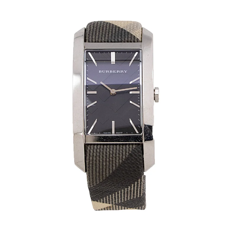 Burberry Stainless Steel Nova Check Heritage Watch (SHF-KjT33k)