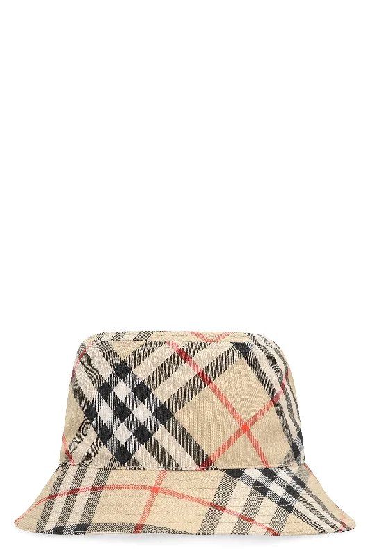 BURBERRY Stylish Bucket Hat in Classic Check Motif