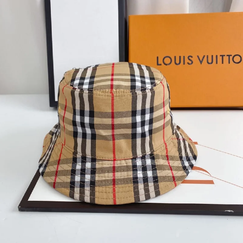 Burberry bucket hat