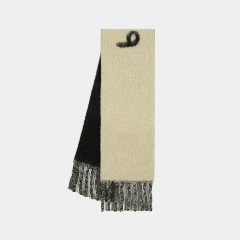 Reverse Text Scarf - Burberry - Wool - Beige